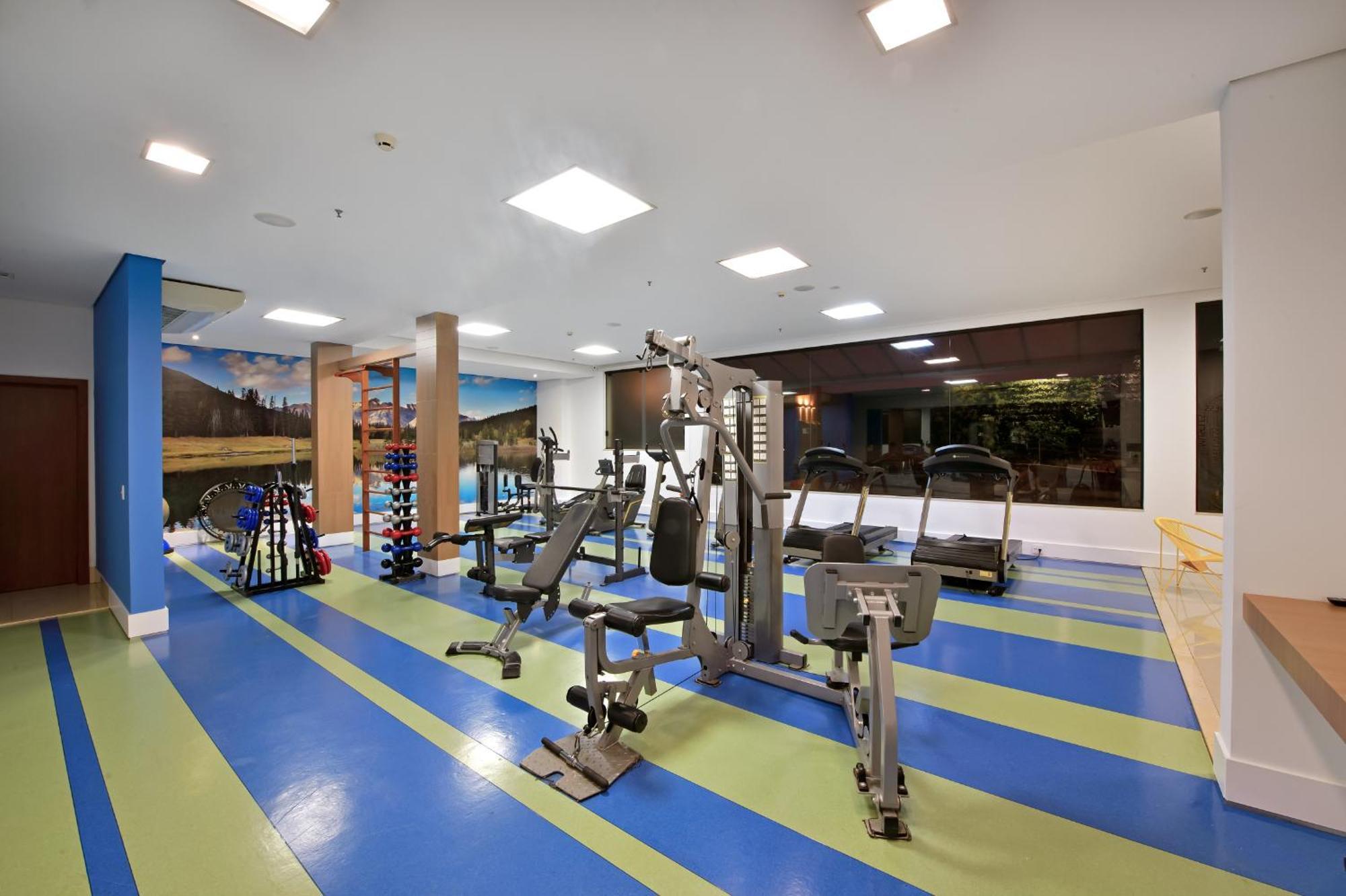 Hotel Mont Blanc Premium Рибейран-Прету Экстерьер фото The gym at the hotel